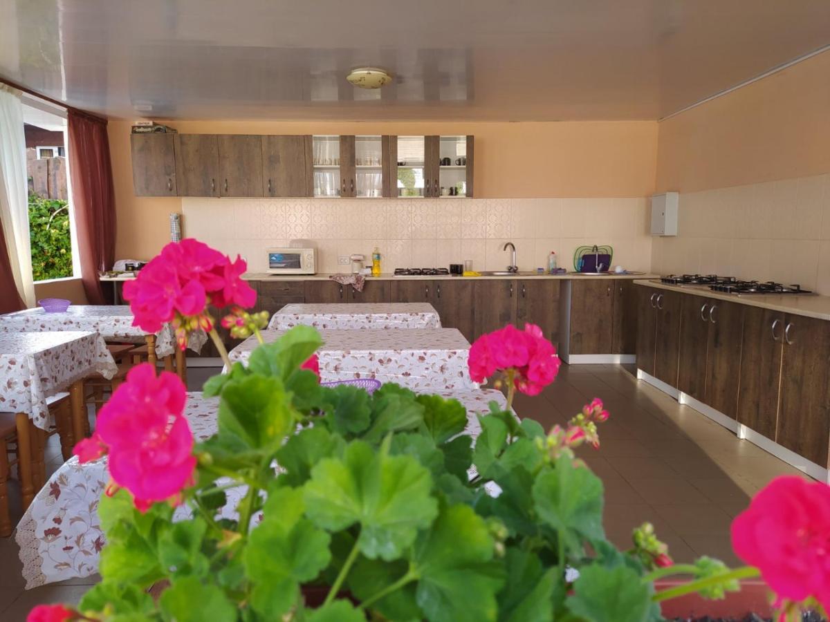 Balcony Hotel Зализний Порт Екстериор снимка