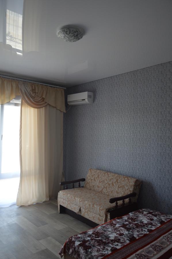 Balcony Hotel Зализний Порт Екстериор снимка