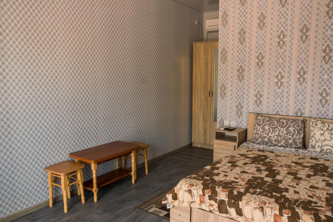 Balcony Hotel Зализний Порт Екстериор снимка
